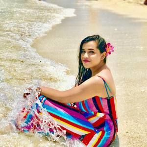 Meet your Posher, Akanksha